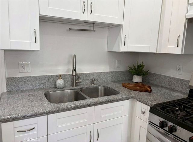 4563 4565 Lexington, Los Angeles, CA 90029