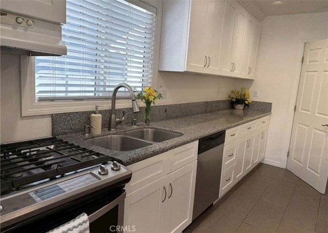 4563 4565 Lexington, Los Angeles, CA 90029
