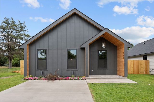 503 Legion Court, Bryan, TX 77803