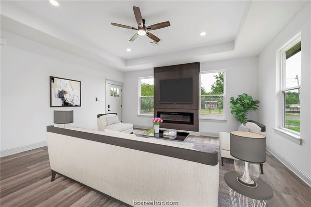503 Legion Court, Bryan, TX 77803
