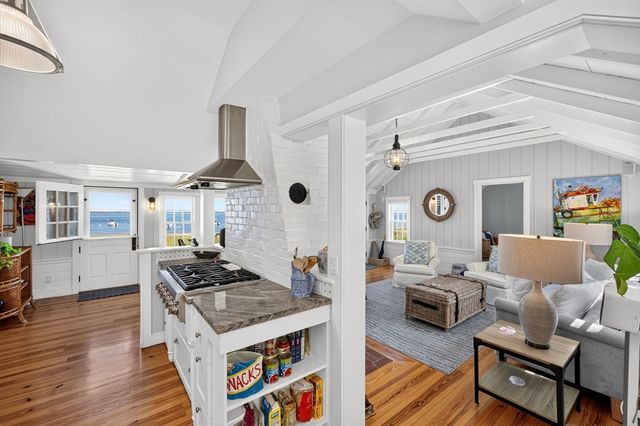 166 Shore Road, Chatham, MA 02633
