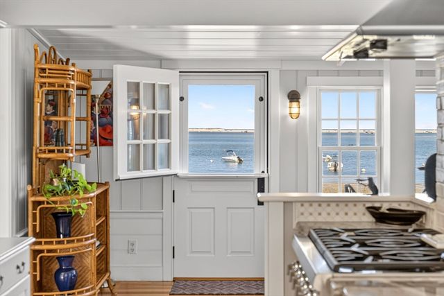166 Shore Road, Chatham, MA 02633