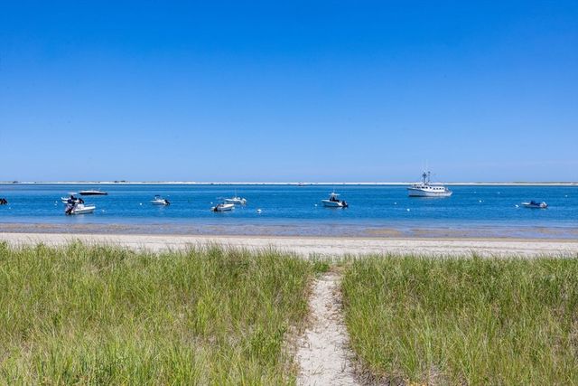 166 Shore Road, Chatham, MA 02633