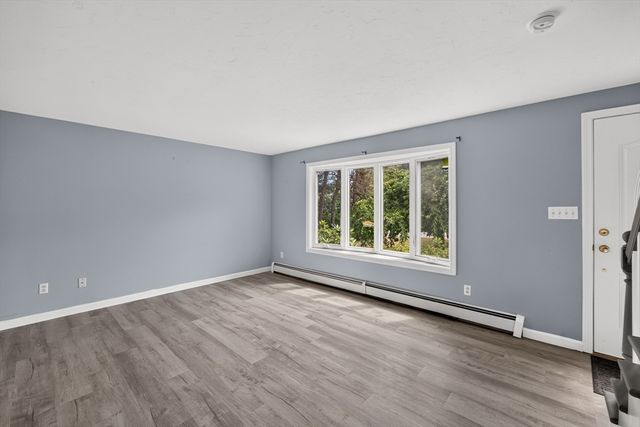 12 Cransbourne Cir, Mashpee, MA 02649