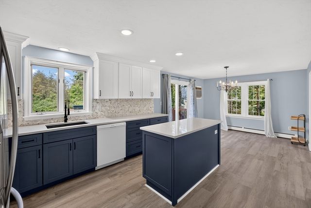 12 Cransbourne Cir, Mashpee, MA 02649