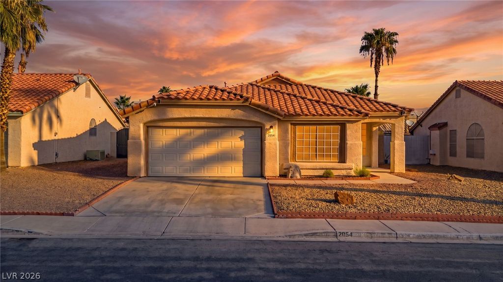 2054 Cardigan Avenue, North Las Vegas, NV 89032 — exterior
