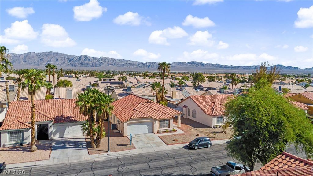 2054 Cardigan Avenue, North Las Vegas, NV 89032 — photo 5
