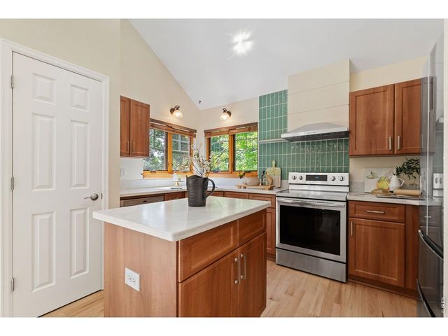 2530 Sweetwater Cir, Lafayette, CO 80026