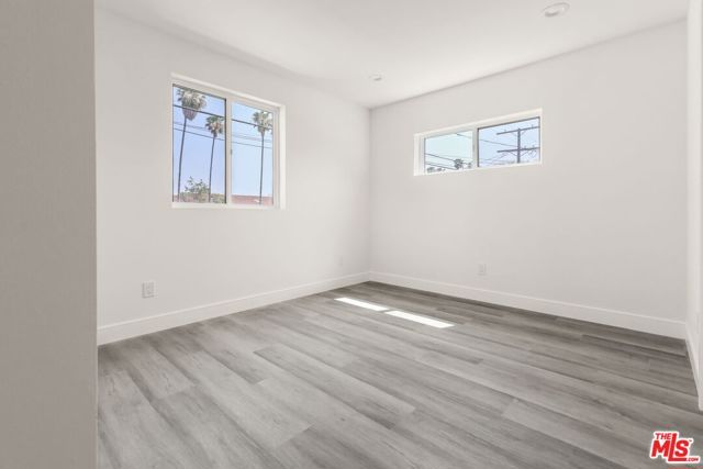 2936 West Boulevard B, Los Angeles, CA 90016
