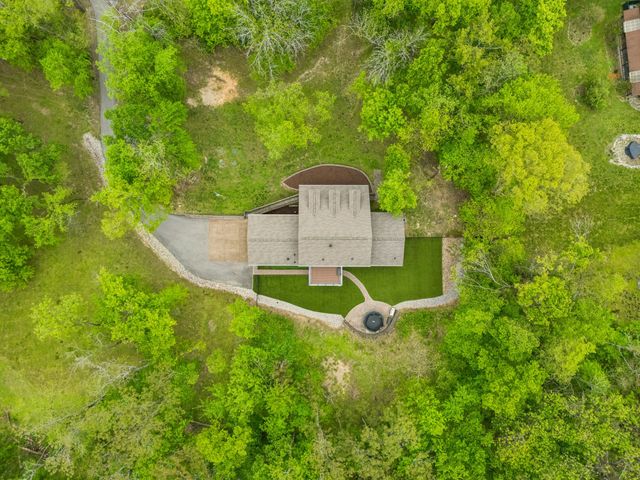 2288 N Berrys Chapel Rd, Franklin, TN 37069