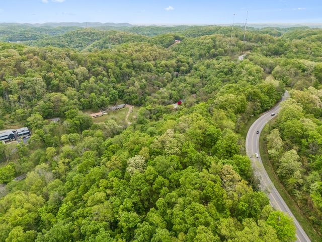 2288 N Berrys Chapel Rd, Franklin, TN 37069
