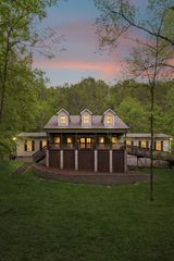 2288 N Berrys Chapel Rd, Franklin, TN 37069