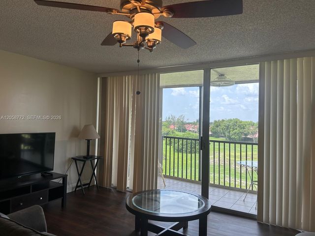 3821 Environ Blvd 505, Lauderhill, FL 33319