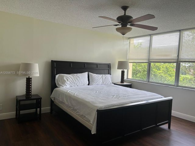3821 Environ Blvd 505, Lauderhill, FL 33319