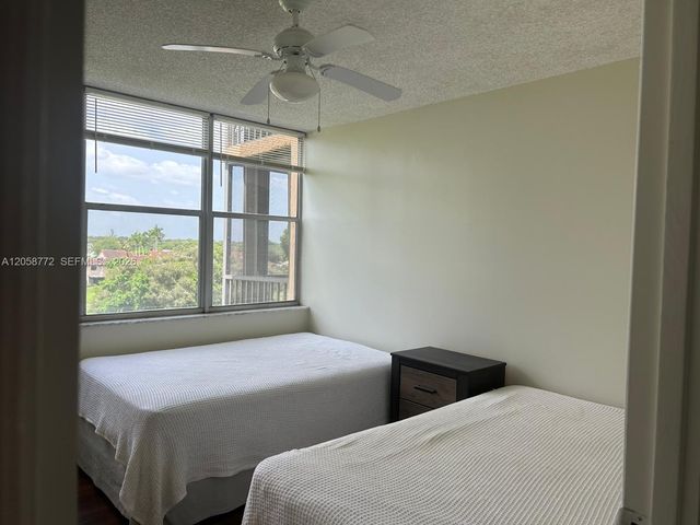 3821 Environ Blvd 505, Lauderhill, FL 33319