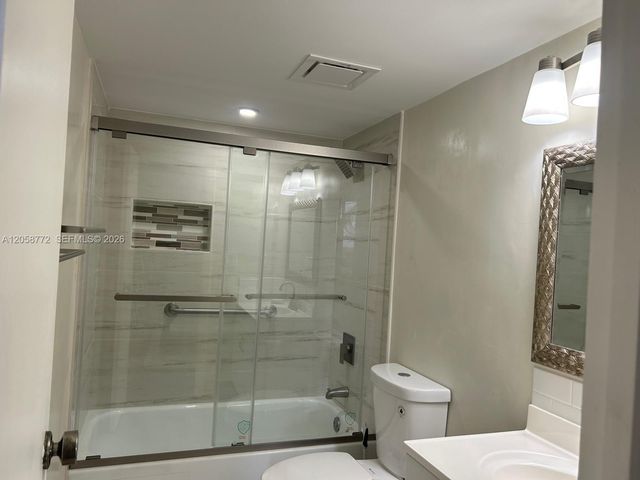 3821 Environ Blvd 505, Lauderhill, FL 33319