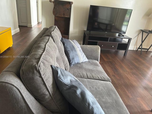 3821 Environ Blvd 505, Lauderhill, FL 33319