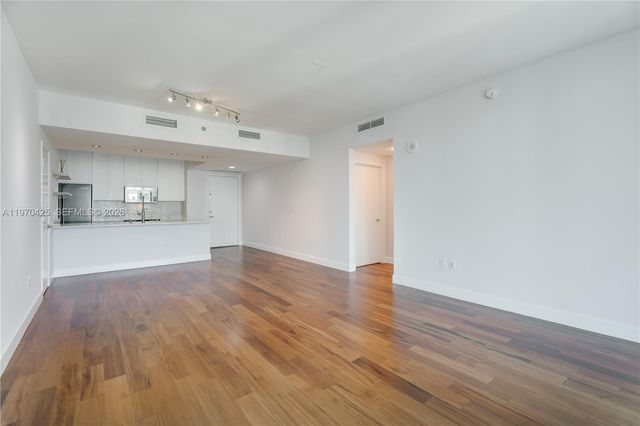 951 Brickell Ave 3607, Miami, FL 33131