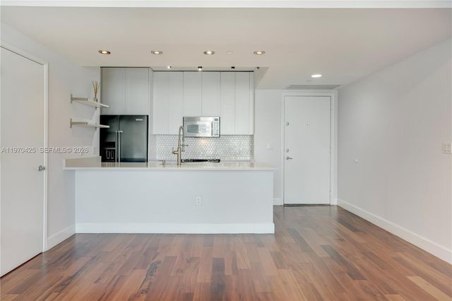 951 Brickell Ave 3607, Miami, FL 33131