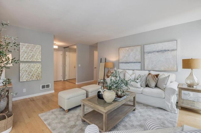 1017 Shell Boulevard 12, Foster City, CA 94404