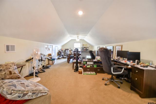 21803 CR 2178, Troup, TX 75789