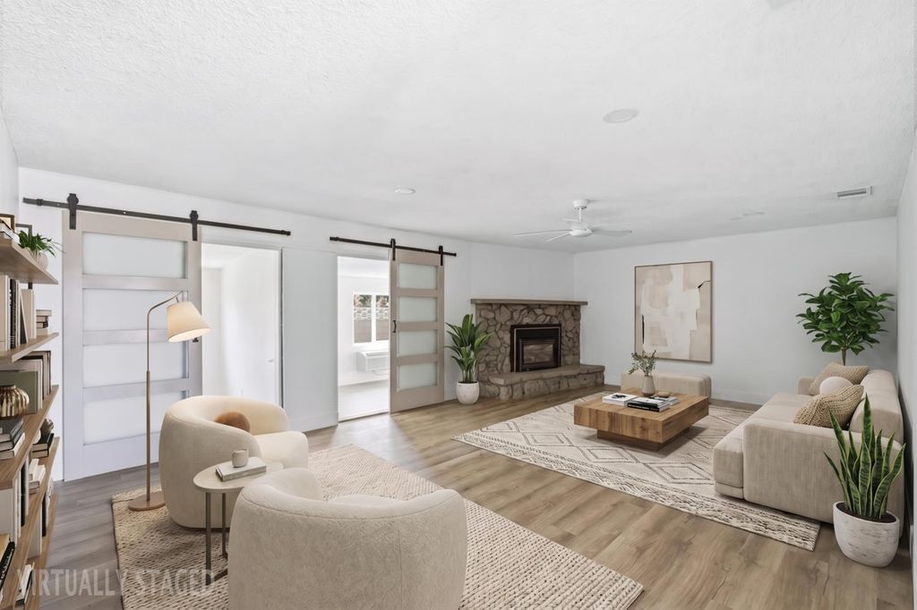 Image 4 of property listing at 3731 Allan Street, Selma, CA 93662