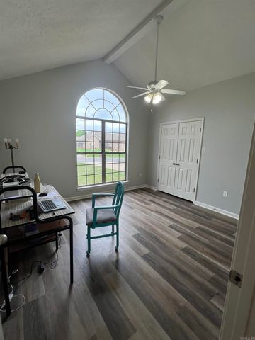 19 Sunbelt Court, Mayflower, AR 72106