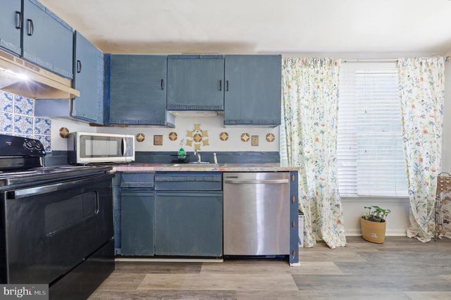 8700 RAVENGLASS WAY, Montgomery Village, MD 20886