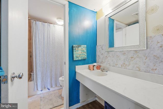 8700 RAVENGLASS WAY, Montgomery Village, MD 20886