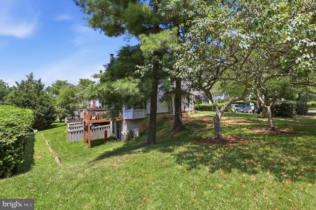8700 RAVENGLASS WAY, Montgomery Village, MD 20886