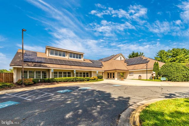 8700 RAVENGLASS WAY, Montgomery Village, MD 20886