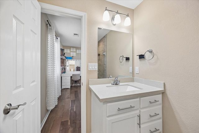 4531 County Road 424, Alvin, TX 77511