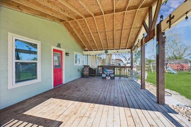 4531 County Road 424, Alvin, TX 77511