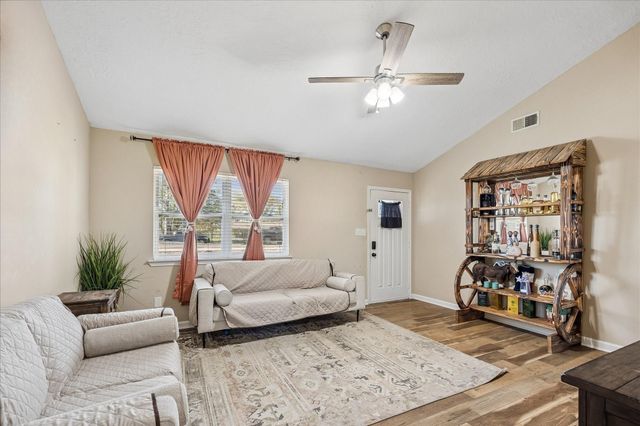 4531 County Road 424, Alvin, TX 77511