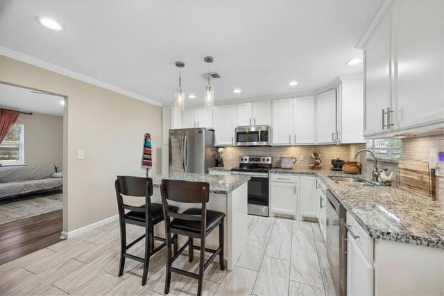 4531 County Road 424, Alvin, TX 77511