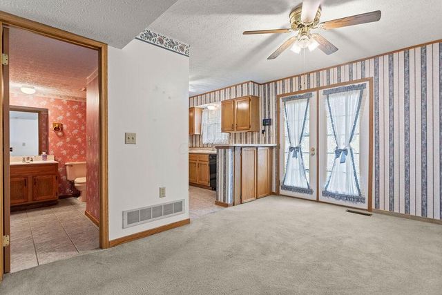 1324 Brookview Circle, Pickerington, OH 43147