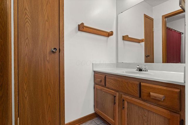 1324 Brookview Circle, Pickerington, OH 43147