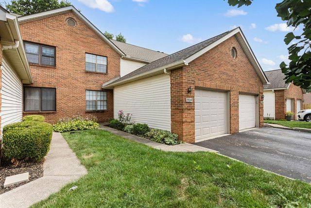 1324 Brookview Circle, Pickerington, OH 43147