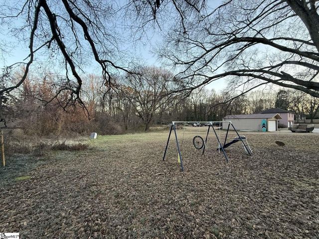 220 Clemson Avenue, Greenville, SC 29611