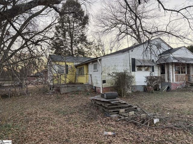 220 Clemson Avenue, Greenville, SC 29611