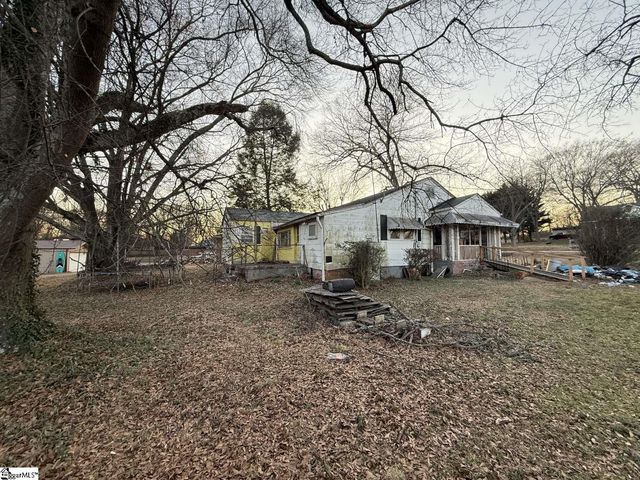 220 Clemson Avenue, Greenville, SC 29611