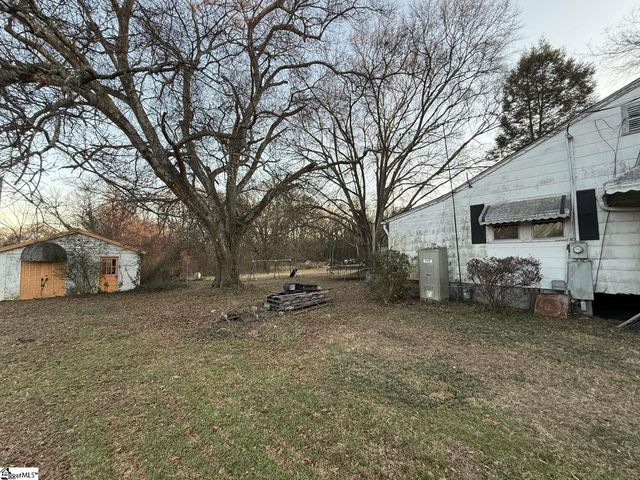 220 Clemson Avenue, Greenville, SC 29611