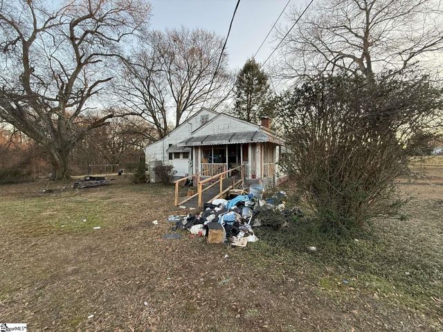 220 Clemson Avenue, Greenville, SC 29611