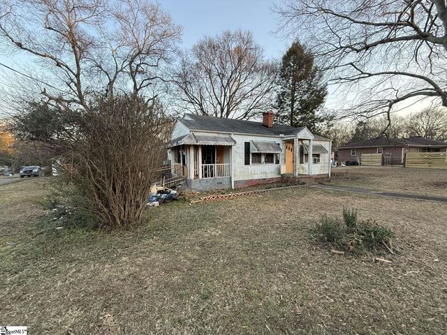 220 Clemson Avenue, Greenville, SC 29611