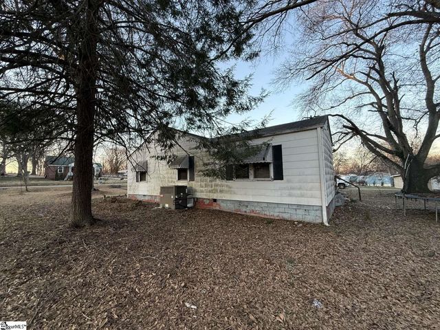 220 Clemson Avenue, Greenville, SC 29611