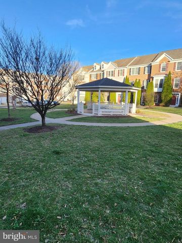 2481 WALNUT ROCKER LN, Herndon, VA 20171