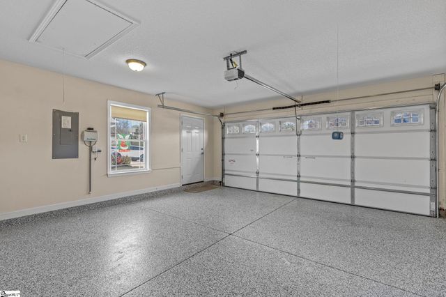 167 Mistwood Lane, Boiling Springs, SC 29316