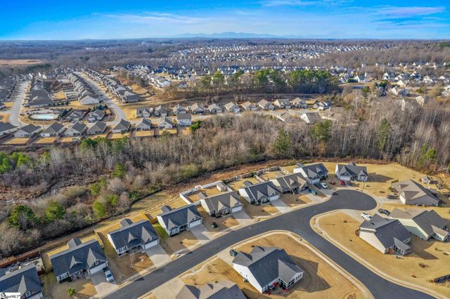 167 Mistwood Lane, Boiling Springs, SC 29316