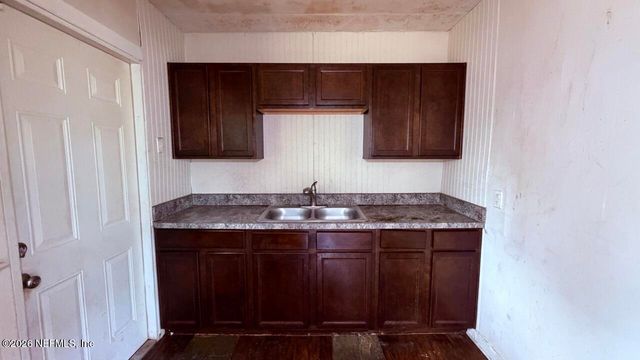7363 WILDER Avenue, Jacksonville, FL 32208