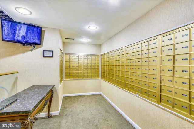 8360 GREENSBORO DR #621, Mclean, VA 22102